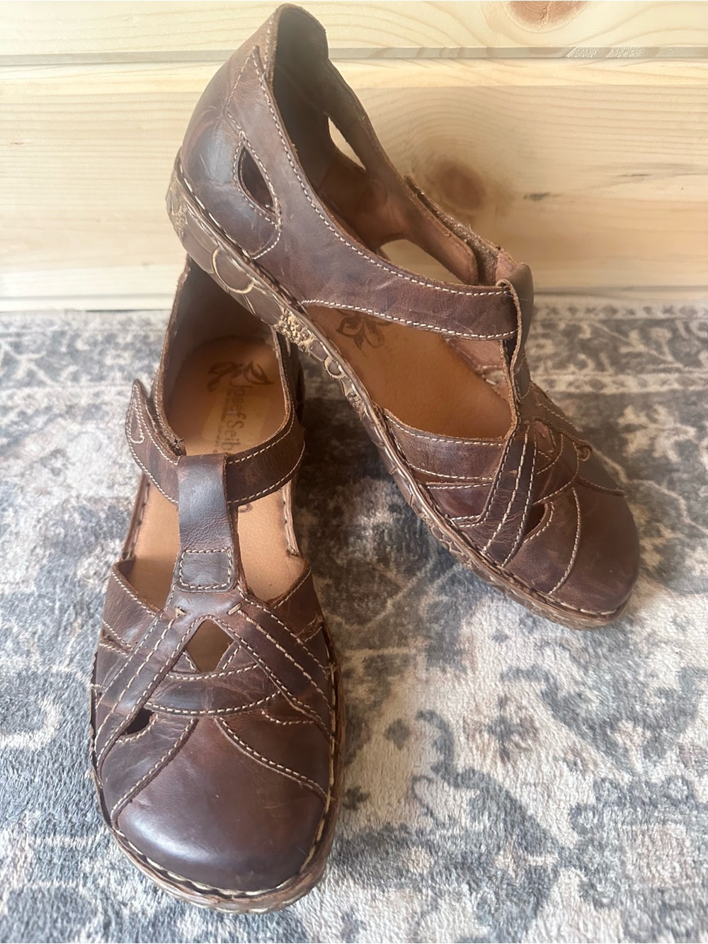 Josef Seibel Rosalie Brown Leather T-Strap Mary Jane Sandals EU 39 / US 8.5